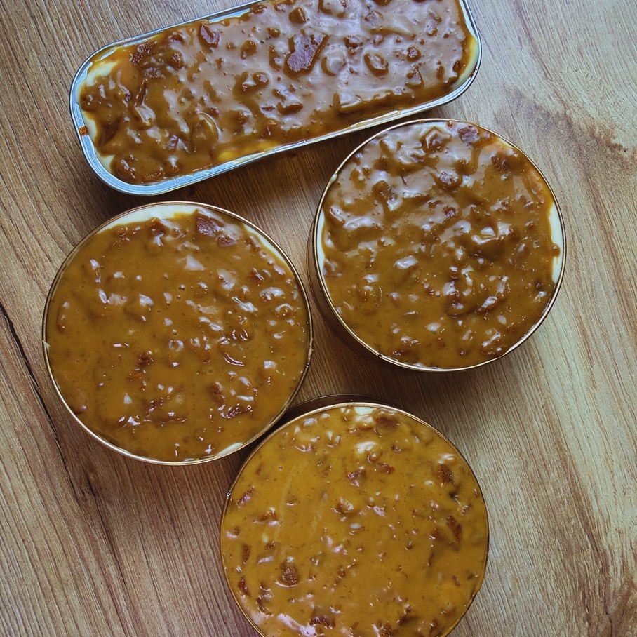 Crunch Cakes Keto de arequipe listos para servir
